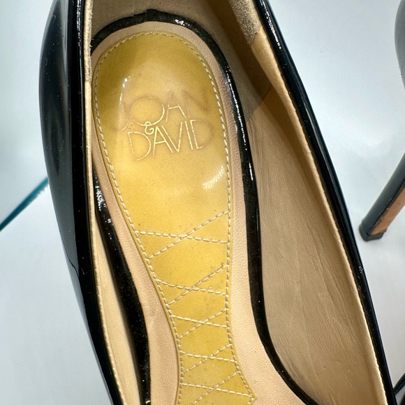 Joan & David pattent leather pumps - Picture 5 of 8
